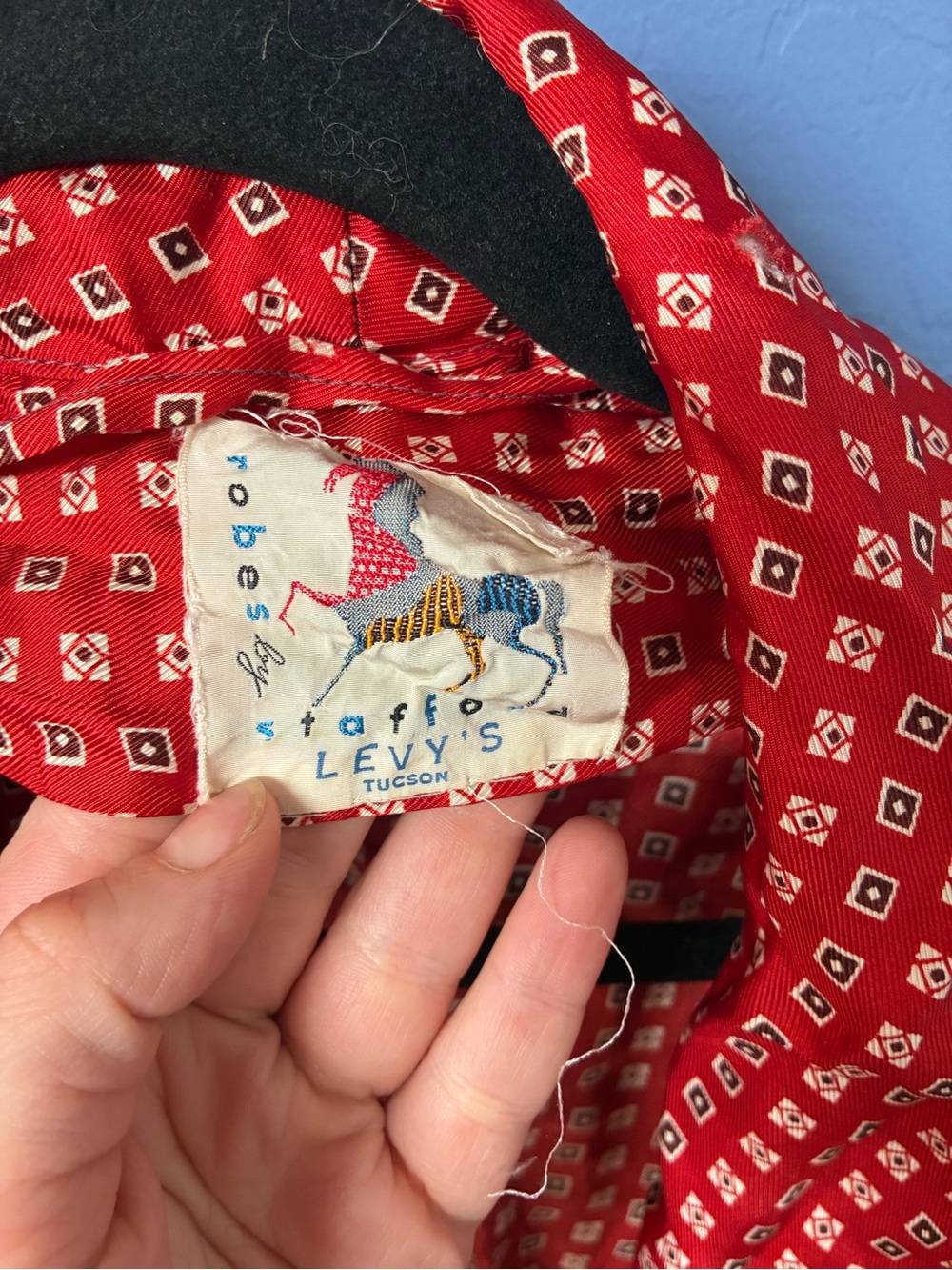 Vintage Red Patterned Women's Robe - Picture 4 of 4